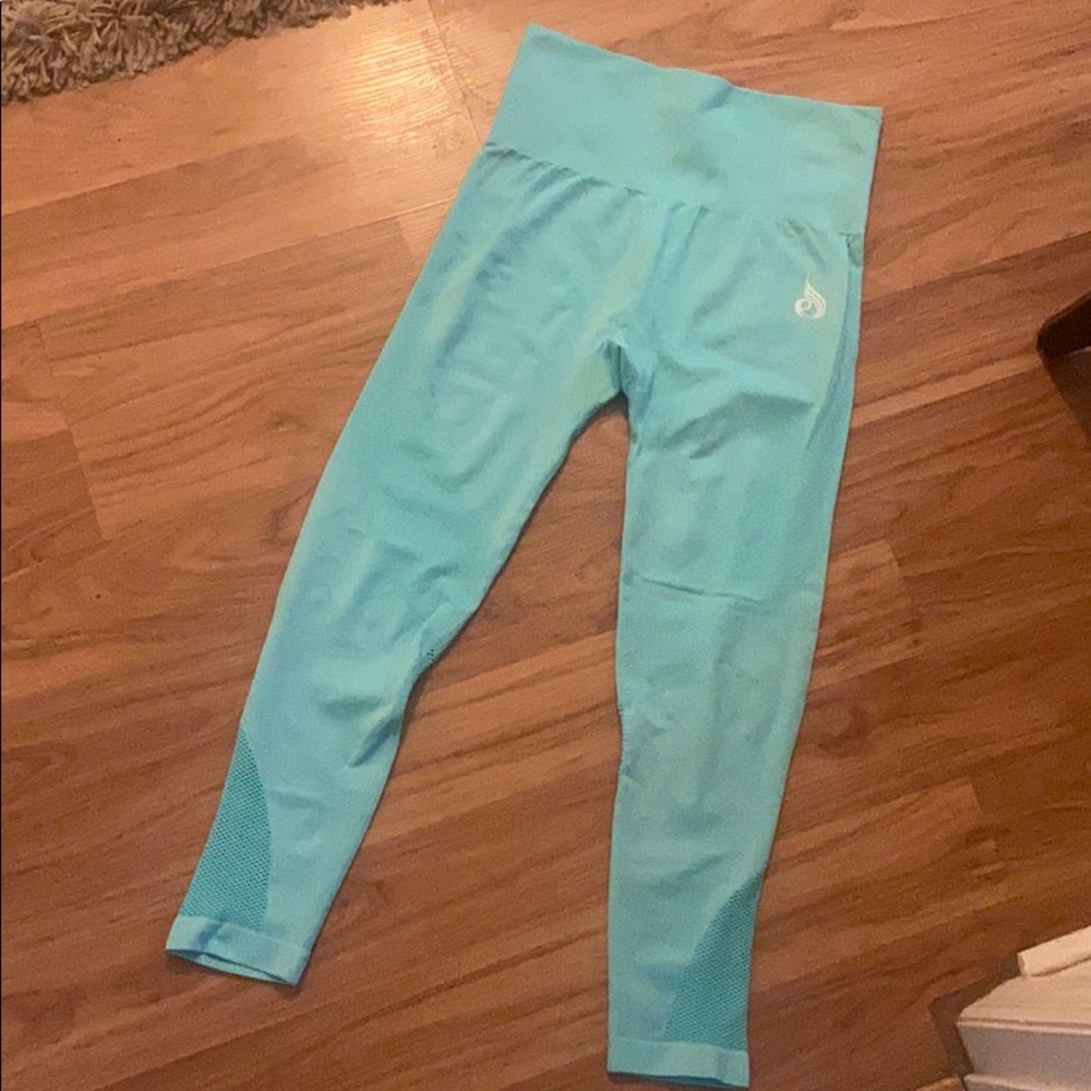 Ryderwear high waisted leggings